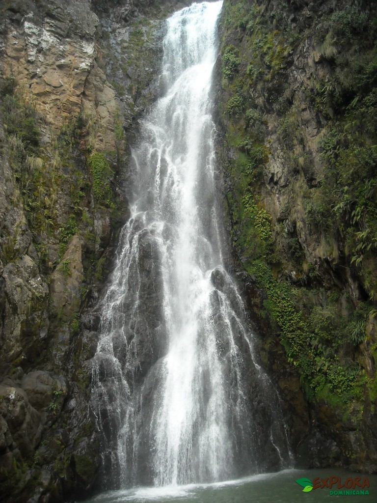 Salto de Aguas Blancas en Valle Nuevo